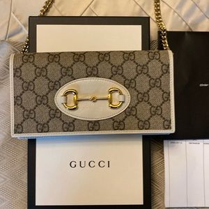 Gucci horsebit wallet on chain